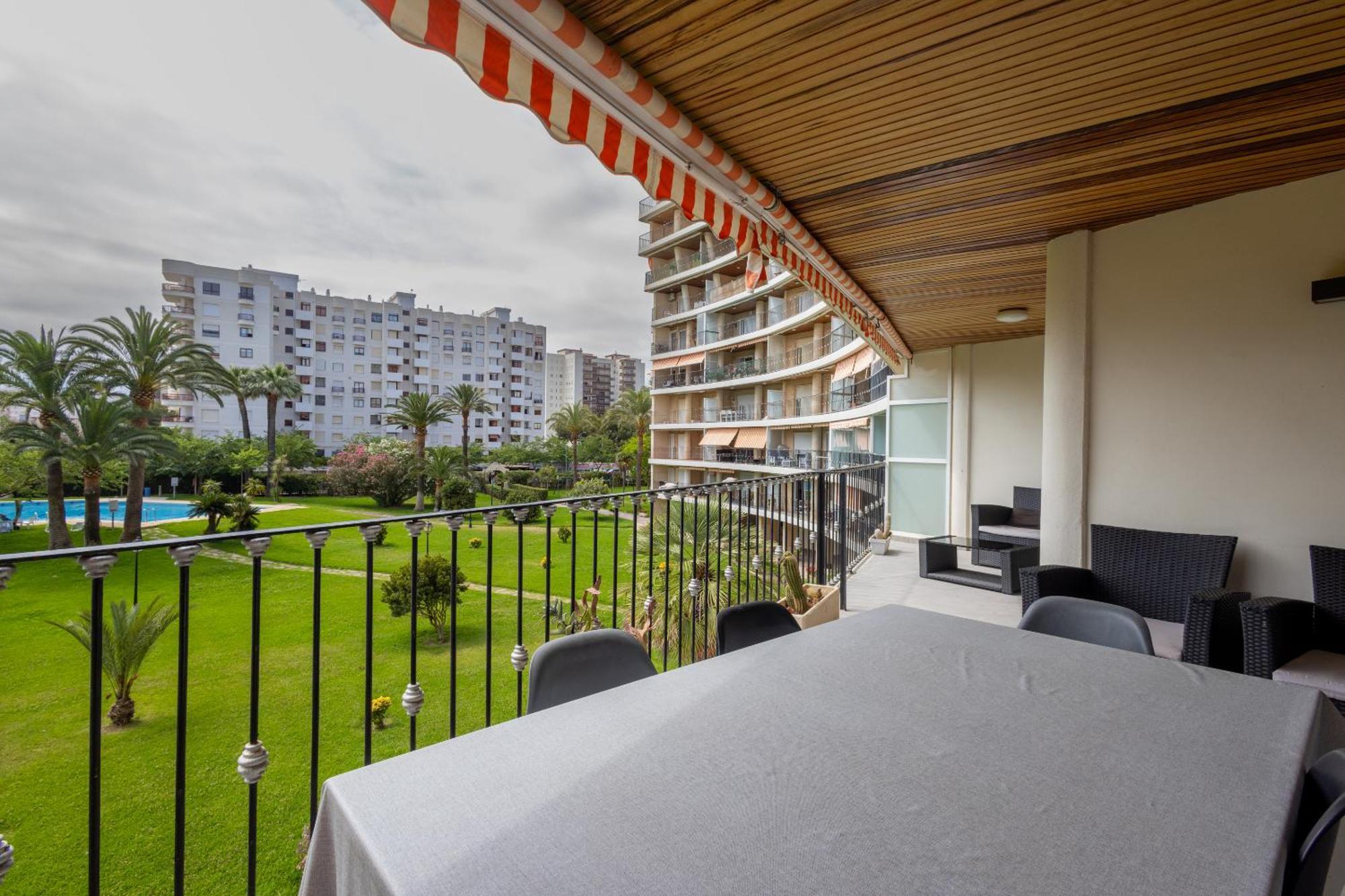Residencia De Lujo Frente Al Mar Apartment Playa de Gandia Ngoại thất bức ảnh